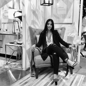 Meet your Posher, Jasmine